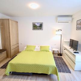 Velin Apartment