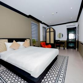 SUNSET BAY RETREAT, hotelli Duong Dongissa