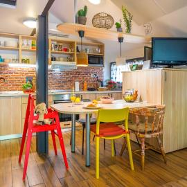 Boho House 3 camp Terme Catez with promotional tickets prices, hotel i Čatež ob Savi