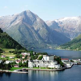 Kviknes Hotel, khách sạn ở Balestrand