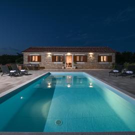 Villa Nika