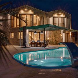 villa a, khách sạn ở Skala Marion