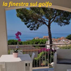 La finestra sul golfo, מלון בוילאמארה