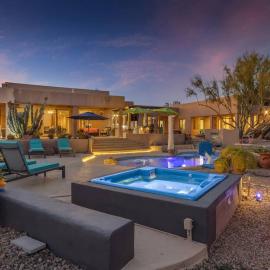 Desert Retreat with Dream Backyard, Hotel in Scottsdale