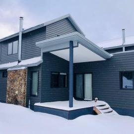 New Chalet - Fox Hollow، فندق في دينر بلين