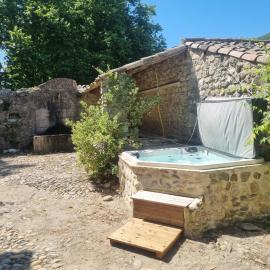 Grand Mas Provençal avec jacuzzi