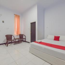 RedDoorz Syariah near Ramayana Mall Tarakan, hotel a Tarakan
