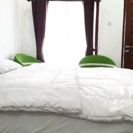 Anugrah Bromo Homestay at Desa Wisata Bromo Mitra RedDoorz, hotel a Tosari