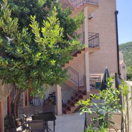 APARTMANI MARIJA, hotel in Čanj