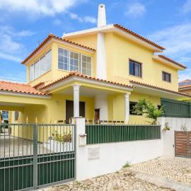 CASA AMARELA, hotel i Charneca