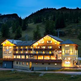 Hotel Hierzegger, khách sạn ở Tauplitzalm