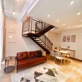 Oxy suites 2-02 at Shop House Meisterstadt Pollux Habibie, hotell i Batam Center