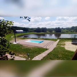 DOLINA NAD MOŁSTOWĄ, hotel en Starnin