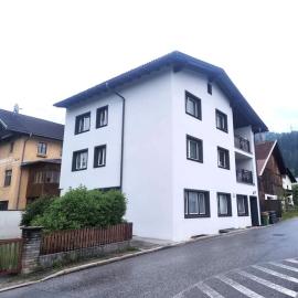Direkt in Zentrum von Wattens, hotel in Wattens
