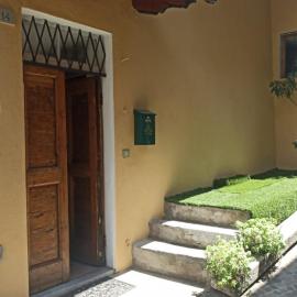 Casa Regina, Hotel in Dongo