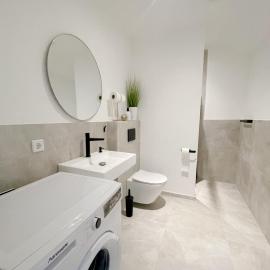 Zweizimmerwohnung in wenigen Minuten in Frankfurt, hotel en Eschborn