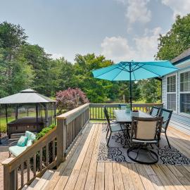 11 Mi to Greensboro: Family Home w/ Hot Tub، فندق في Monticello