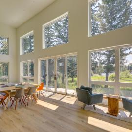 Columbia Falls Home w/ Patio: Near Glacier NP!, hotel in Columbia Falls