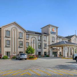Comfort Inn & Suites La Grange - Louisville Area, hotel sa La Grange