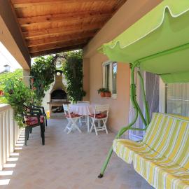 Holiday house with a parking space Kastel Stafilic, Kastela - 21506