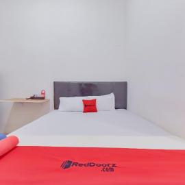 Reddoorz near Juwata Airport Tarakan, khách sạn ở Tarakan
