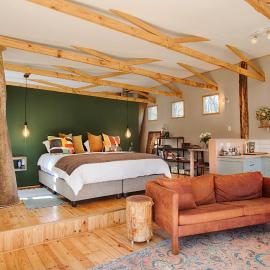 Elsewhere Treehouse and Apartment on the River, hotel a Muldersdrift