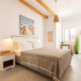 Viesnīca Parosquare Central Suites Parā