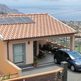 Costa Residence Funchal View، فندق في فونشال