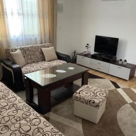 Muzur Apartment