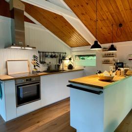 Ferienhaus Kleine Auszeit in der Natur mit Kamin, Yogamatten, schöne Küche
