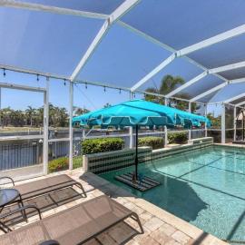 945 Santa Brigida, hotel in Punta Gorda