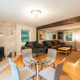 Spacious Country Home Freeport, 5 min to LL Bean!, hotel in Freeport