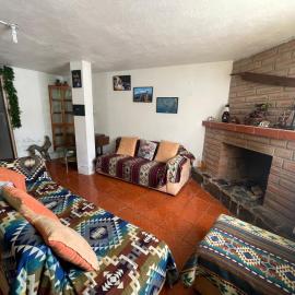 Hospedaje Las Bromelias - Departamento completo, viešbutis mieste Papaljakta