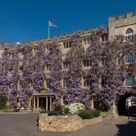 Castle Hotel, hotel v destinácii Taunton