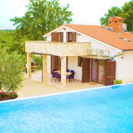 Villa Lara
