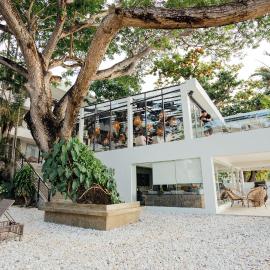 Solitude Acacia Resort，馬比尼的飯店