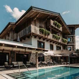 Knappensteig Appartements, hotel v mestu Wagrain