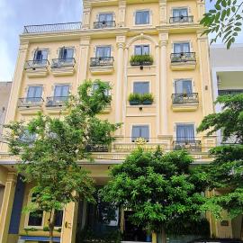 LA MIA Lakeview Hotel, hotel in Pleiku