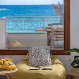 Diamanti Residence Beachfront Yellow apt-Ligaria, Hotel in Ligaria