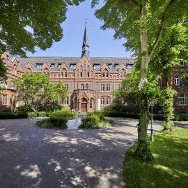 Hotel Mutterhaus Düsseldorf, hotel di Düsseldorf