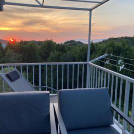 Someplace Apartments, hotel en Osobjava