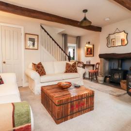 Pendle Hill Barley 17th Century 2 bed-bath period cottage, Hotel in Barrowford