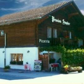 Hotel Pension Spycher, מלון בקנדרסטג