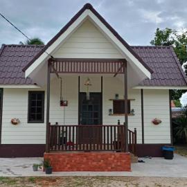 Sue Cottage Homestay, hotel din Jertih