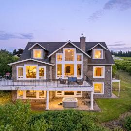 RiverSong Country Chateau, hotel u gradu Hud River