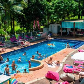 Nomads Ao Nang Party Hostel 18-35 Years Old Only, hotel v destinácii Ao Nang Beach