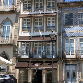 Hotel Senhora A Branca, хотел в Брага