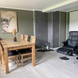 모이라나에 위치한 호텔 Moderne og familievennlig sokkelleilighet for opptil 6 personer, Gratis parkering & elbillading
