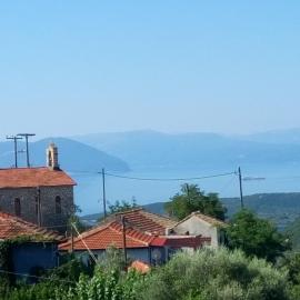 Manto Apartments Lefkada, hótel í Évyiros