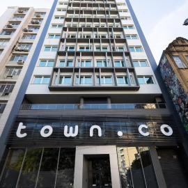 Town.Co Housi by My Way, hotel in Porto Alegre